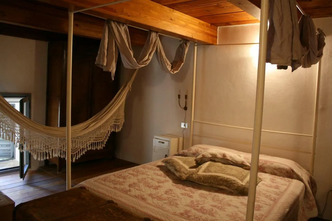 Central Apartment With Garden Milano
