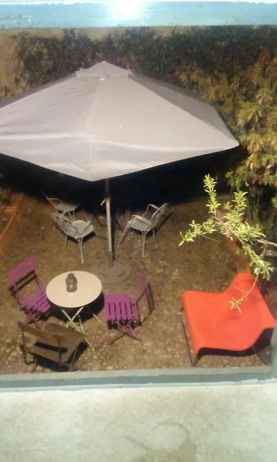 Central Apartment With Garden Milano